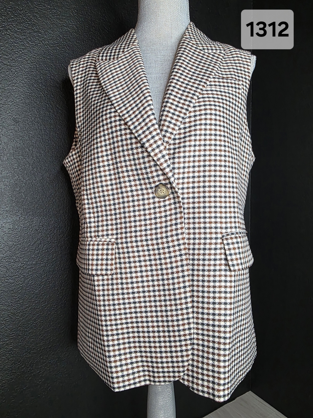 NWOT Mina Self Y2K Blazer Vest in Brown and Cream sz Large
